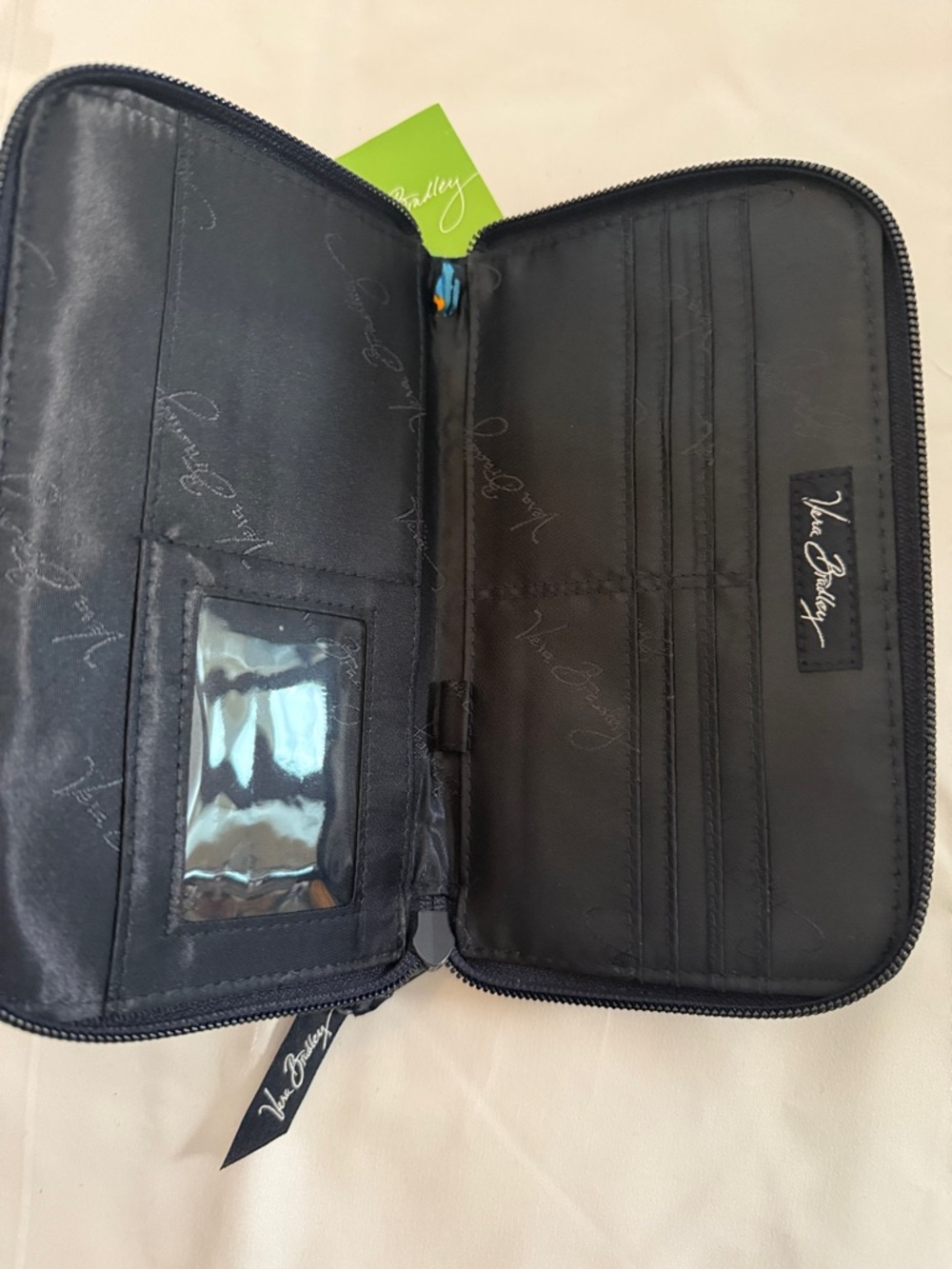 Vera Bradley Navy Floral Quilted Zip-Around Wallet- Like New - Picture 4 of 4